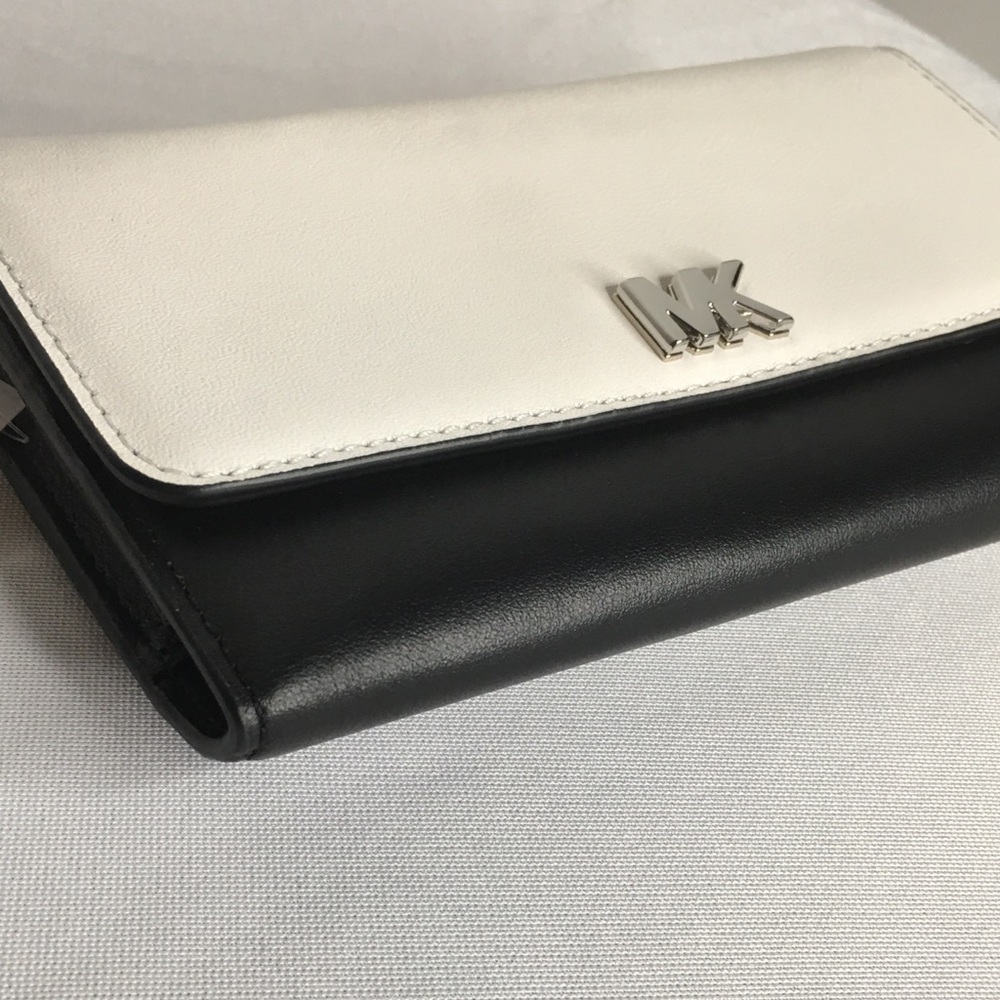 NWT‼️ Michael Kors Money Piece Carryall